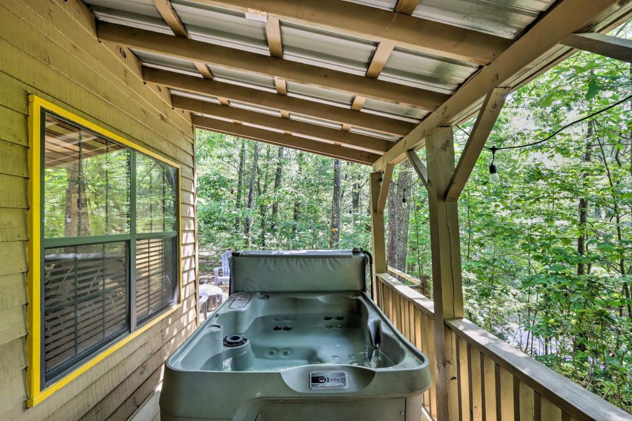Bumblebee Cottage Murphy Retreat With Hot Tub Salem Exterior foto